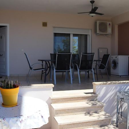 Lovely Studio With Beautiful Garden Kavala Exterior foto