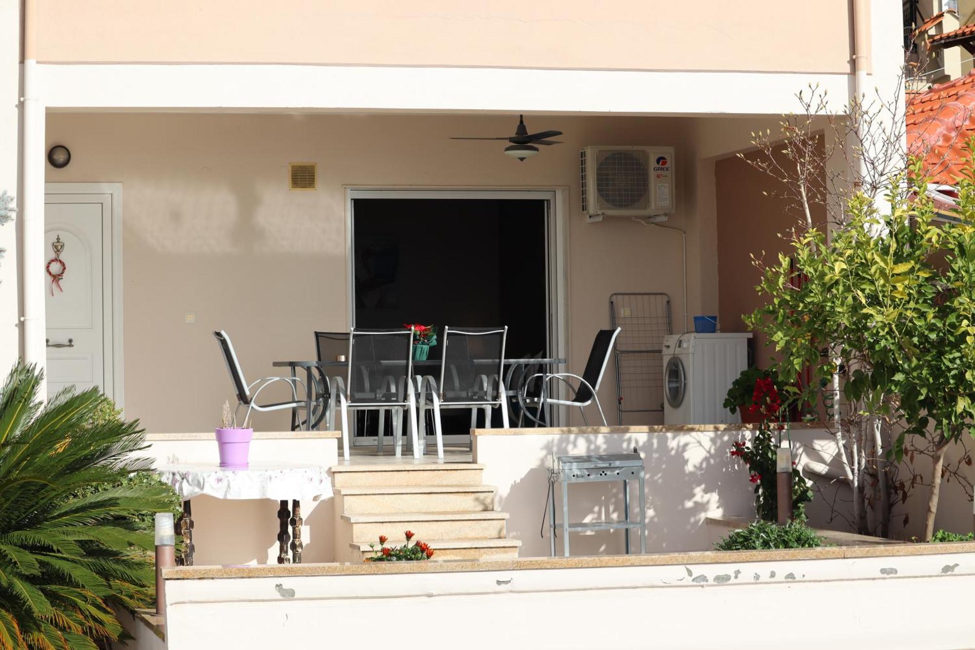Lovely Studio With Beautiful Garden Kavala Exterior foto